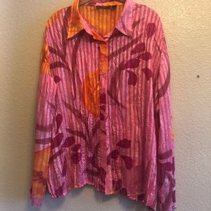Essentials by Milano blouse